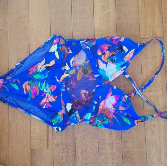 La Blanca Tummy Control Havana Tropics Mesh Floral One-Piece Swimsuit S 8 - Picture 3 of 3